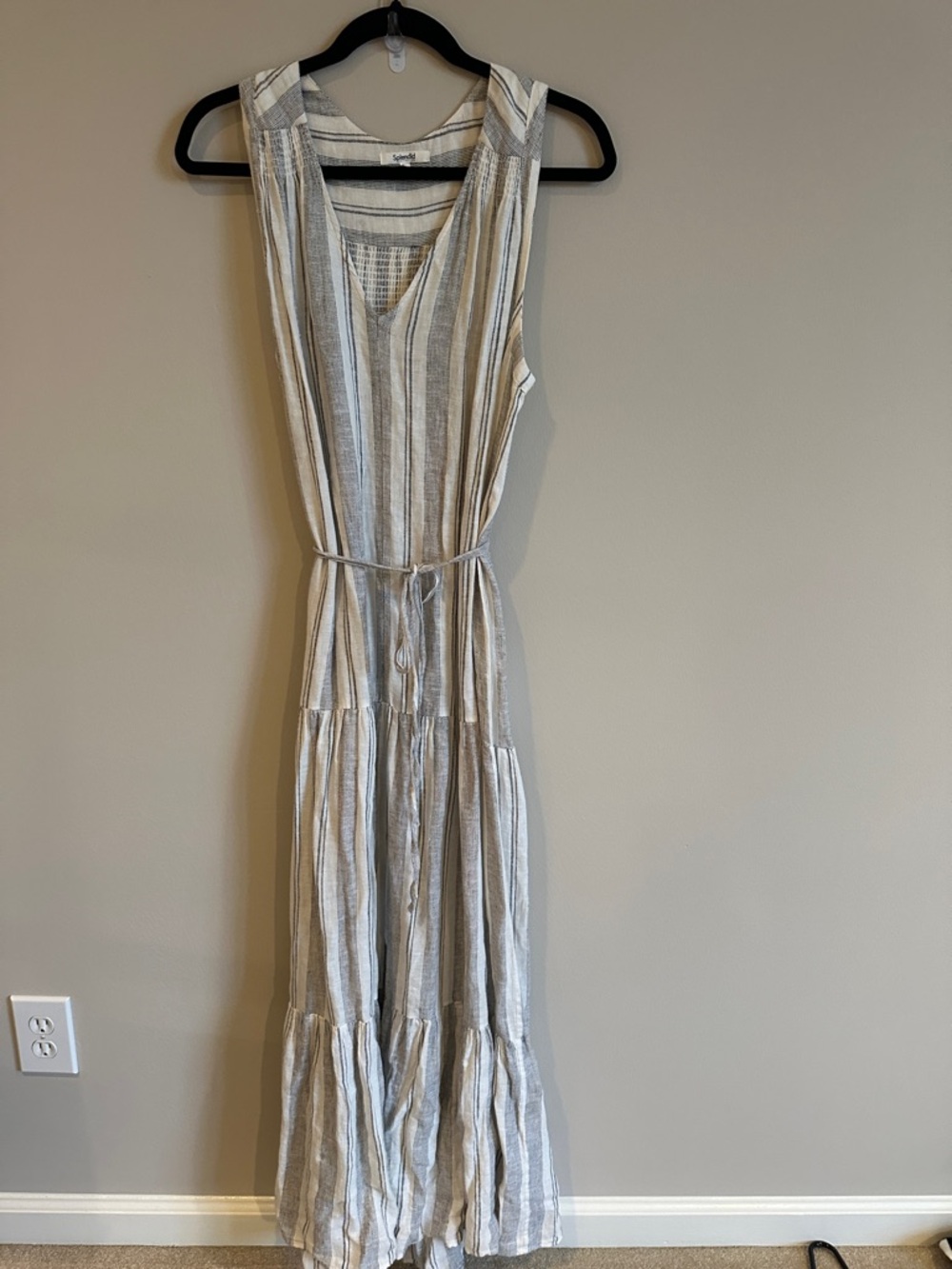 Splendid Cream & Tan Striped Sleeveless Maxi Dress